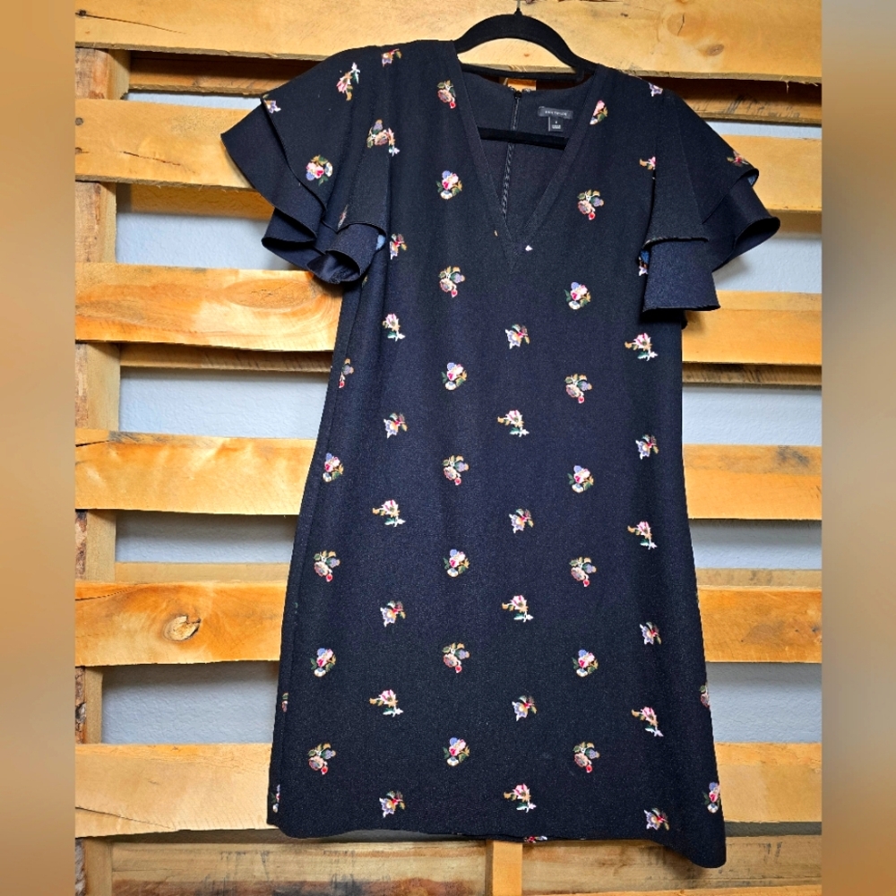 Ann Taylor size 0 Black Floral dress